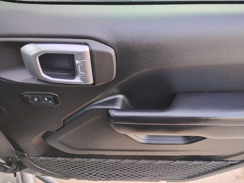 Used 2020 Jeep Wrangler Unlimited Rubicon image 27