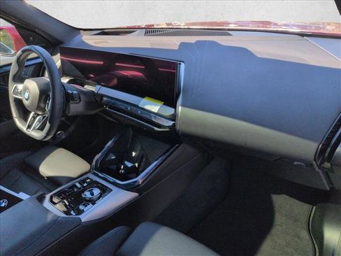 Used 2025 BMW X3 xDrive30i w/ Premium Package image 22