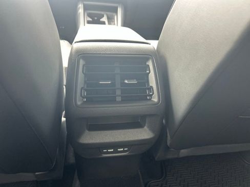 New 2026 Volkswagen Tiguan SE R-Line FWD image 51