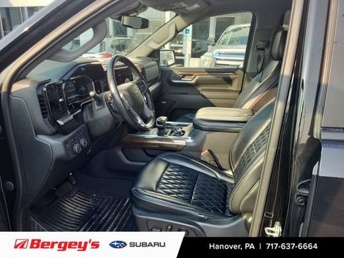 Used 2023 Chevrolet Silverado 1500 RST w/ Convenience Package II AWD/4WD image 8