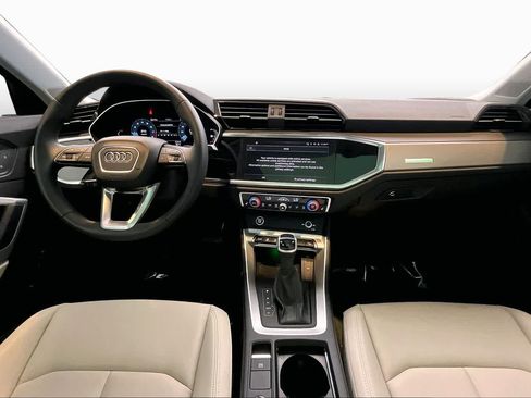 Certified 2025 Audi Q3 2.0T Premium Plus w/ Premium Plus Package AWD/4WD image 16