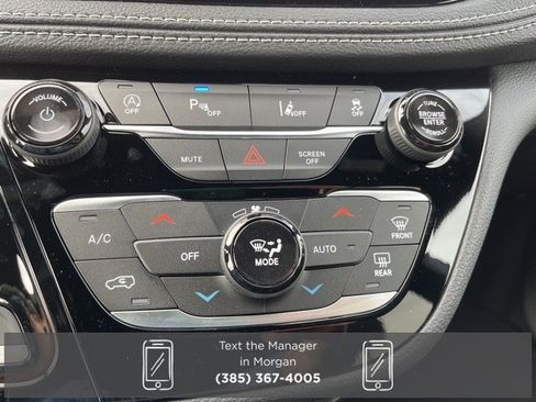New 2026 Chrysler Pacifica Select image 22