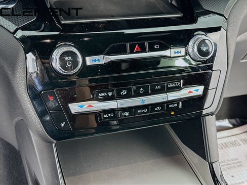 Used 2022 Ford Explorer ST-Line AWD/4WD image 22