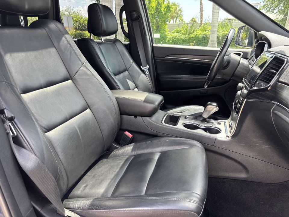 Used 2021 Jeep Grand Cherokee Limited RWD image 23