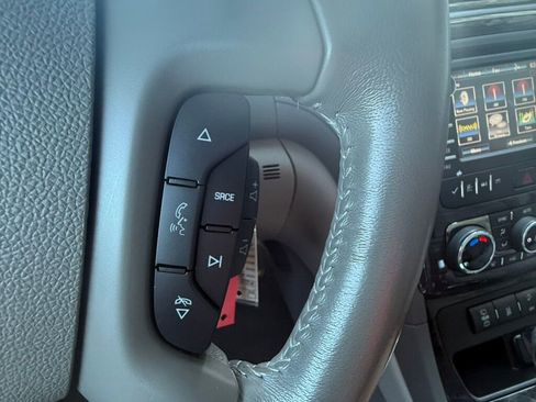 Used 2017 Buick Enclave Convenience FWD image 30