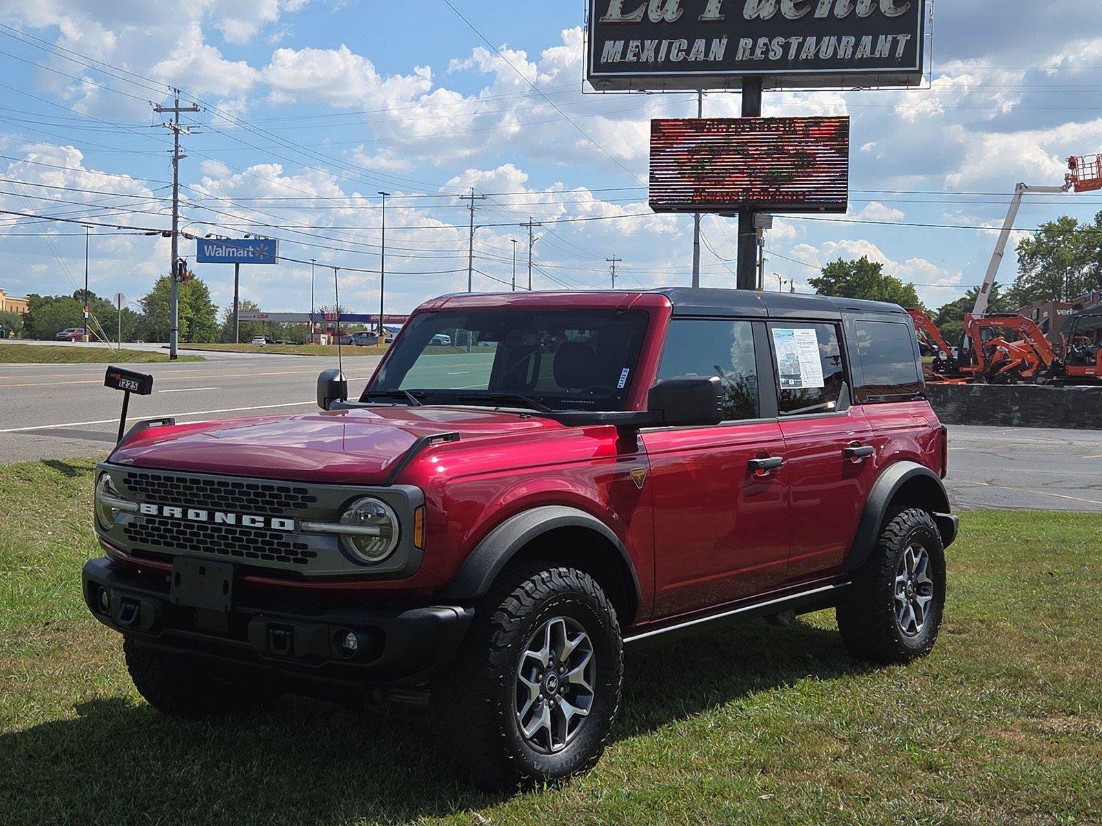 Used 2025 Ford Bronco Badlands AWD/4WD image 7