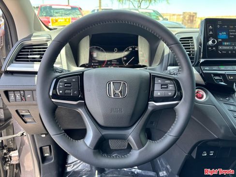 Used 2026 Honda Odyssey EX-L image 22