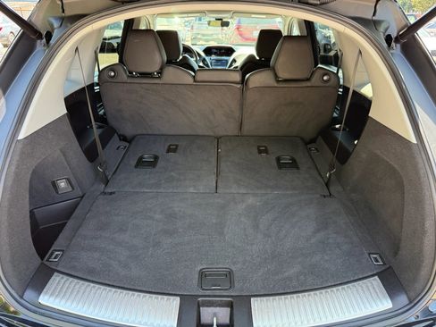 Used 2020 Acura MDX FWD image 11