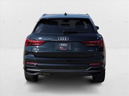 New 2025 Audi Q3 2.0T Premium image 6