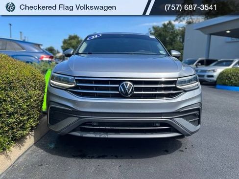 Used 2024 Volkswagen Tiguan SE AWD/4WD image 13