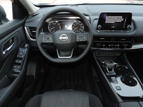 New 2026 Nissan Rogue SV image 18