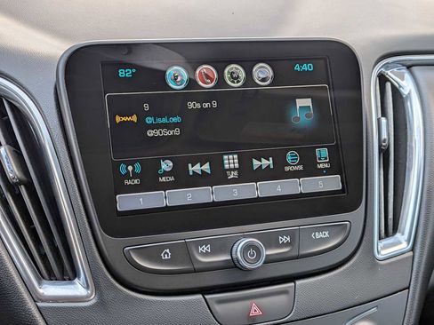Used 2016 Chevrolet Malibu LT w/ Leather Package FWD image 26