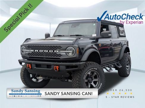 Used 2021 Ford Bronco Badlands image 1