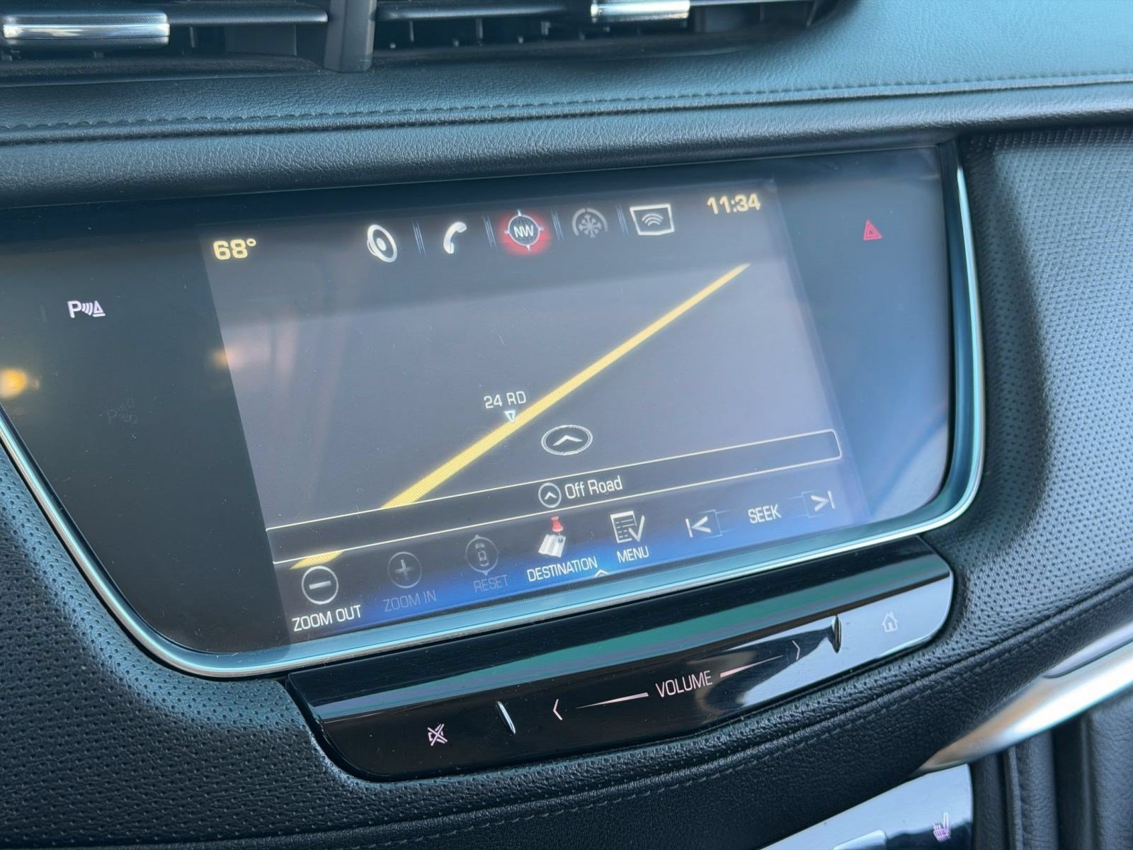Used 2017 Cadillac XT5 Luxury FWD image 21