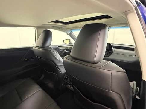 Certified 2023 Lexus ES 350 w/ Premium Package FWD image 29