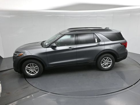 New 2026 Ford Explorer Active RWD image 42