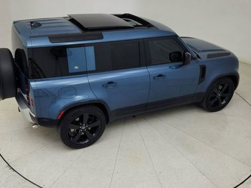 Used 2024 Land Rover Defender 110 SE image 86