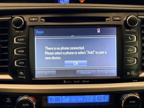 Used 2017 Toyota Highlander Limited w/ Carpet Mat Package FWD image 20