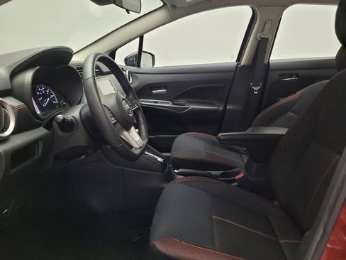 Used 2020 Nissan Versa SR w/ Convenience Package FWD image 17