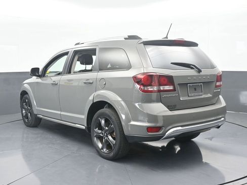 Used 2020 Dodge Journey Crossroad image 4