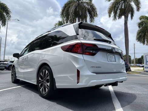 New 2026 Honda Odyssey Elite image 19