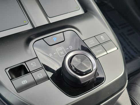 New 2026 Toyota C-HR AWD/4WD image 27