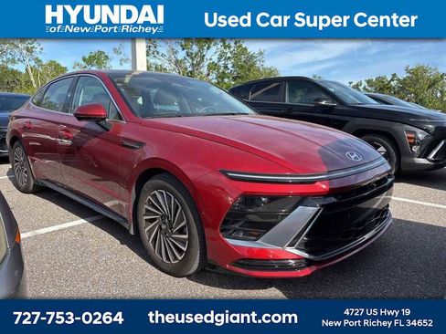 Used 2024 Hyundai Sonata Limited image 4