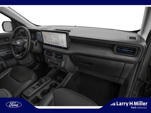 New 2025 Ford Maverick Lobo image 10