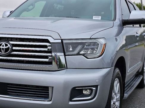 Used 2019 Toyota Sequoia Platinum image 8