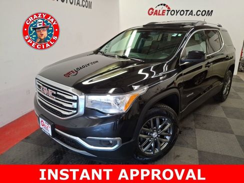 Used 2017 GMC Acadia SLT image 1