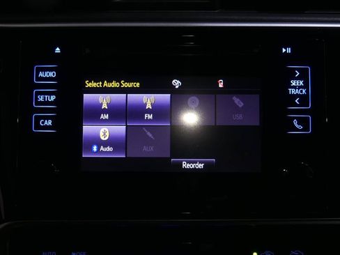 Used 2019 Toyota Corolla LE FWD image 35
