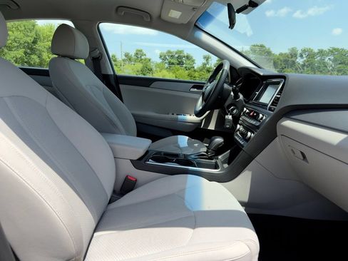 Used 2019 Hyundai Sonata SE FWD image 28