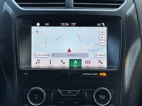 Used 2019 Ford Explorer XLT w/ Equipment Group 202A FWD image 24