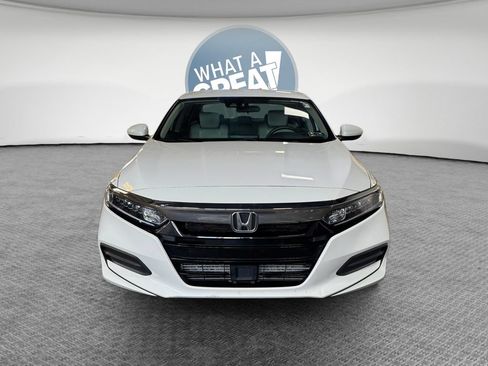 Used 2018 Honda Accord LX image 9
