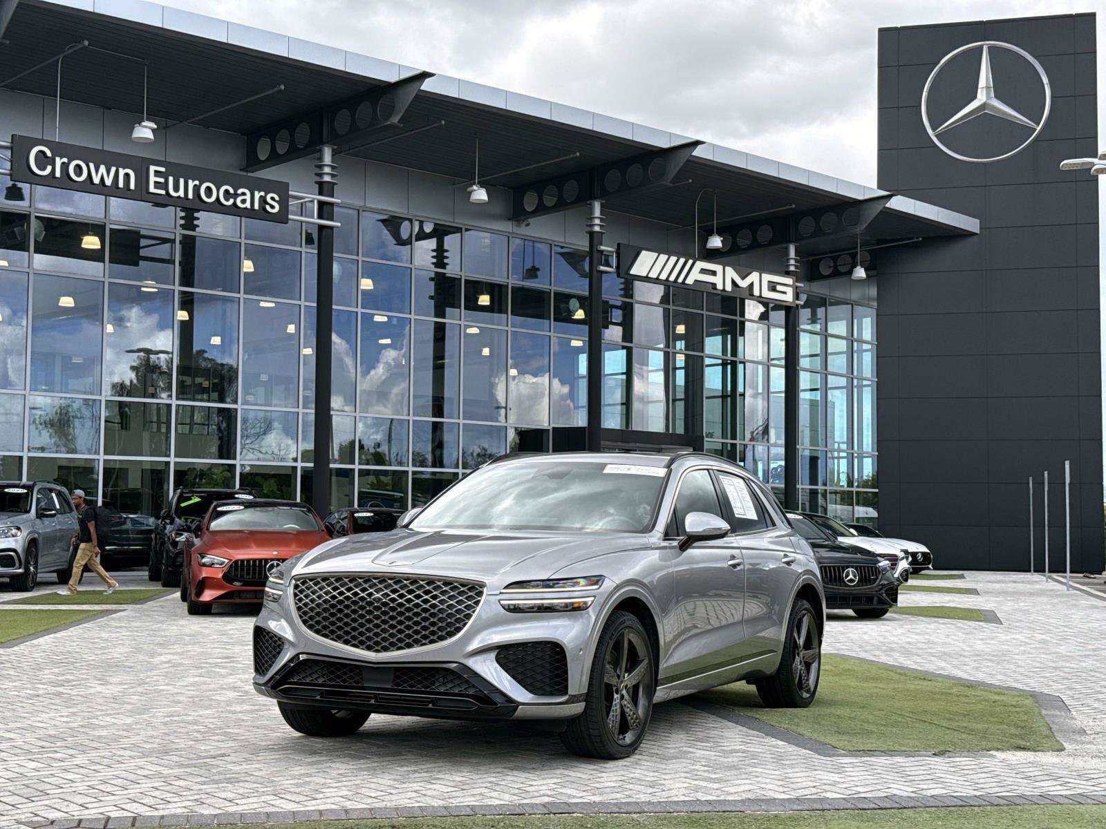 Used 2023 Genesis GV70 2.5T w/ Sport Prestige Package AWD/4WD image 1