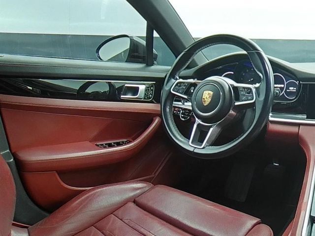 Used 2020 Porsche Panamera 4 AWD/4WD image 21