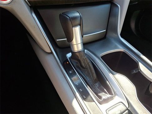 Used 2019 Honda Accord EX image 14