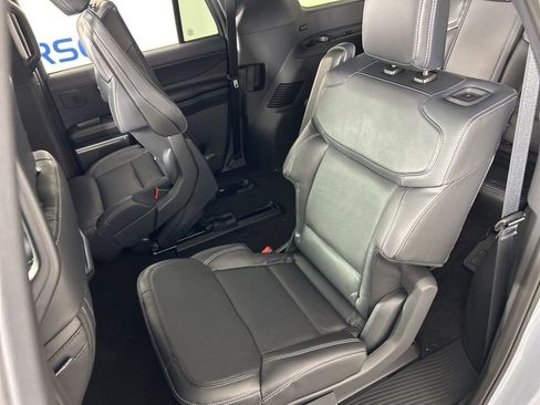 New 2025 Ford Expedition Max Platinum w/ Stealth Performance Package image 37