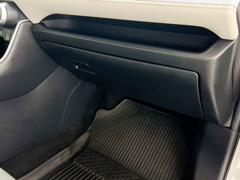 Used 2019 Toyota RAV4 XLE image 35