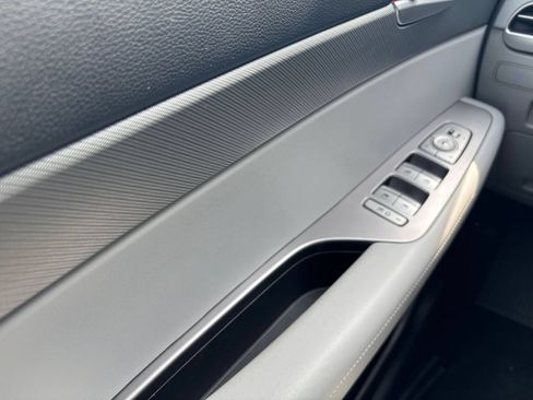 Used 2025 Hyundai Palisade SEL FWD image 18