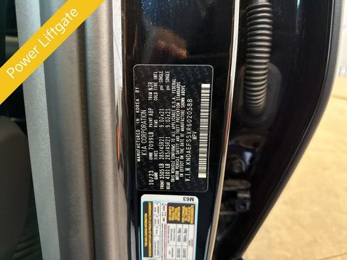 Certified 2024 Kia EV9 GT-Line AWD/4WD image 16