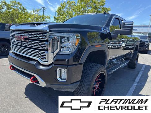 Used 2020 GMC Sierra 2500 Denali w/ Denali Ultimate Package AWD/4WD image 1