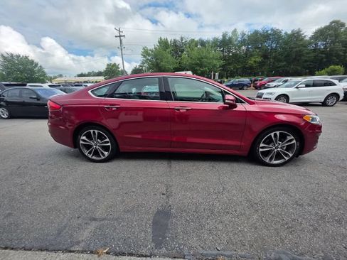 Used 2019 Ford Fusion Titanium AWD/4WD image 4