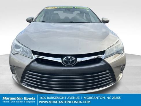 Used 2016 Toyota Camry XLE w/ Moonroof Package image 2