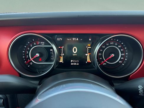 Used 2020 Jeep Wrangler Unlimited Rubicon w/ Uconnect 4C Nav & Sound Group AWD/4WD image 15