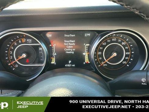 Used 2021 Jeep Gladiator Willys image 14