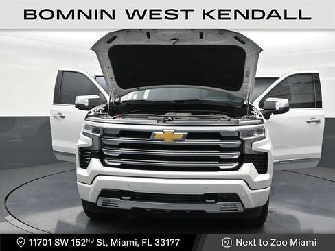 Used 2023 Chevrolet Silverado 1500 High Country w/ Technology Package image 33