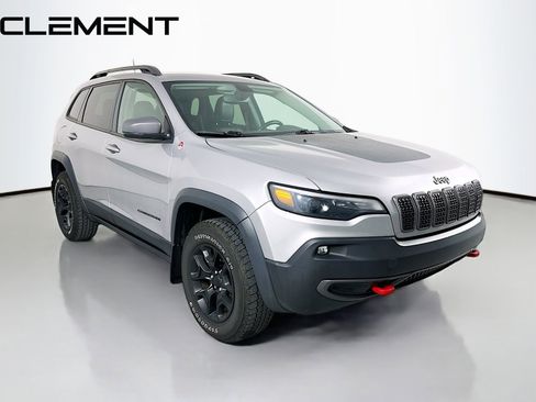 Used 2021 Jeep Cherokee Trailhawk w/ Trailer Tow Group AWD/4WD image 5