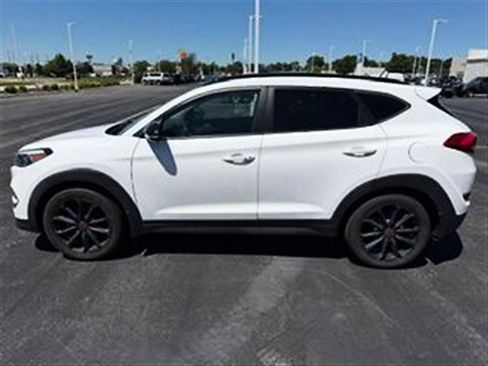 Used 2017 Hyundai Tucson Night FWD image 14
