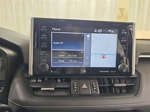 Used 2020 Toyota RAV4 Limited image 29